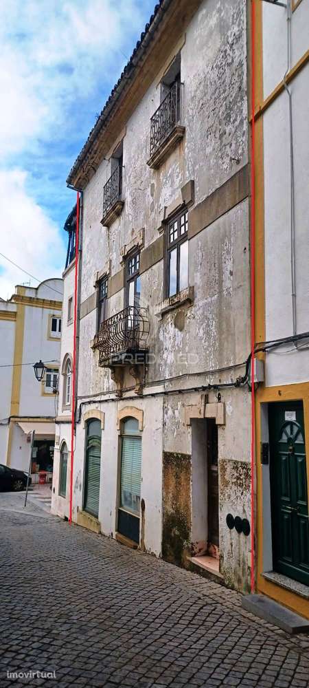 Moradia para Investimento com projeto de arquitetura aprovado - Grande imagem: 3/4