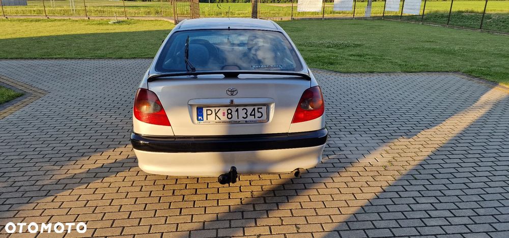 Toyota Avensis 2.0 TD Terra - 8