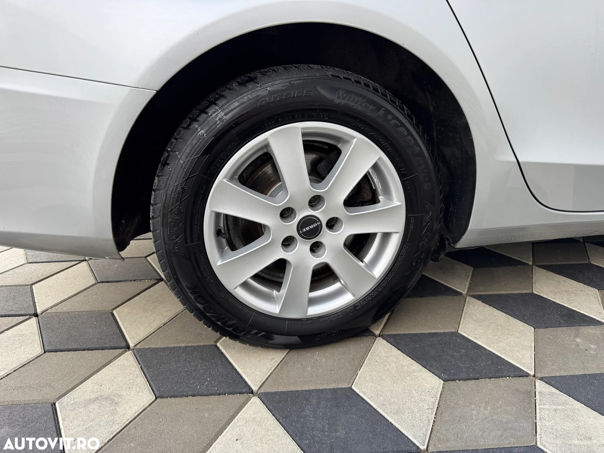 Audi A4 Avant 2.0 TDI DPF multitronic Attraction - 38