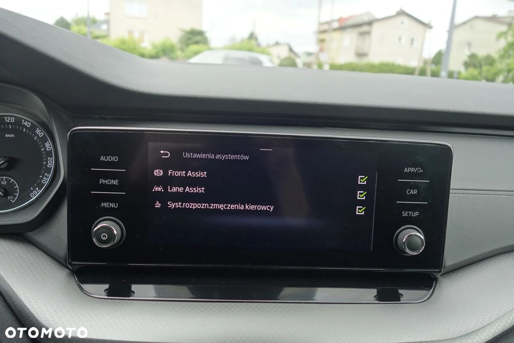 Skoda Octavia 2.0 TDI Ambition DSG - 22