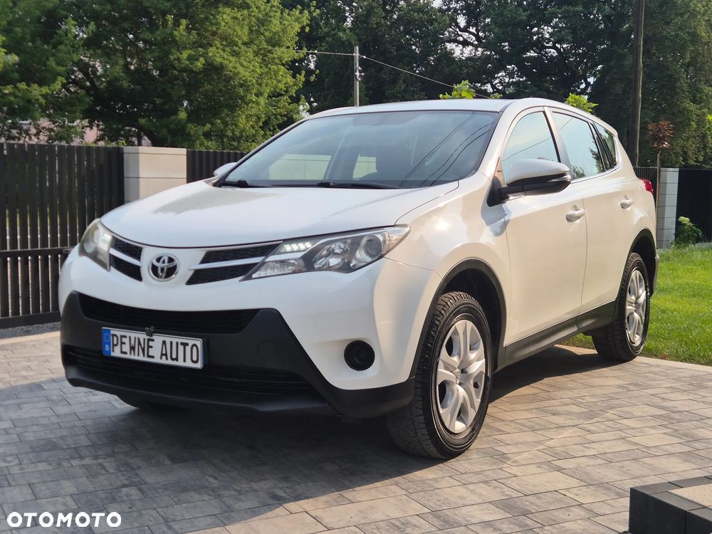 Toyota RAV4 - 1