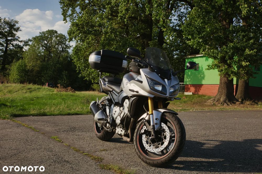 Yamaha FZ - 7