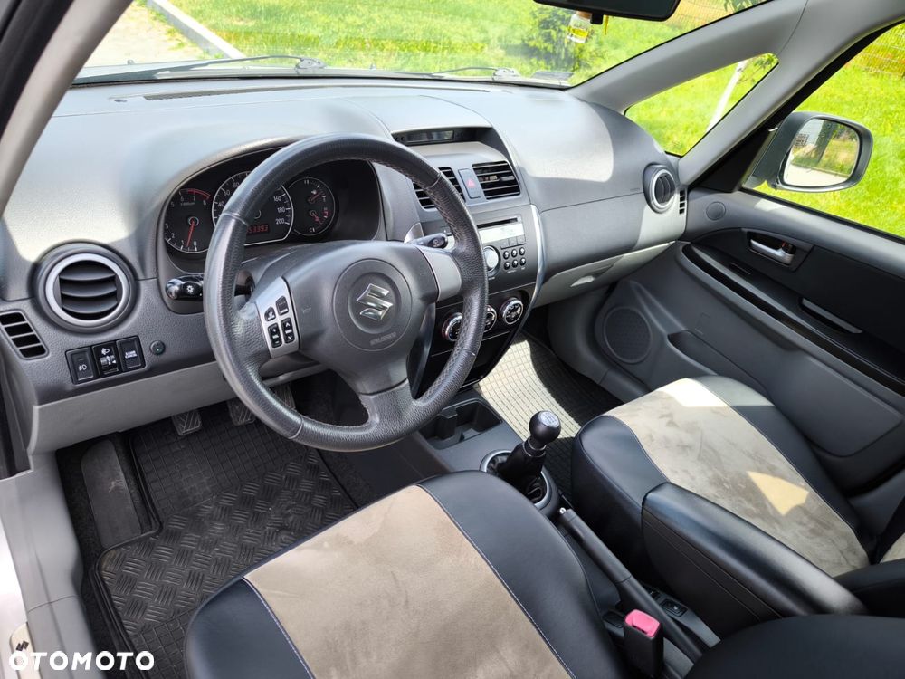 Suzuki SX4 1.6 GS / Premium 4WD - 19
