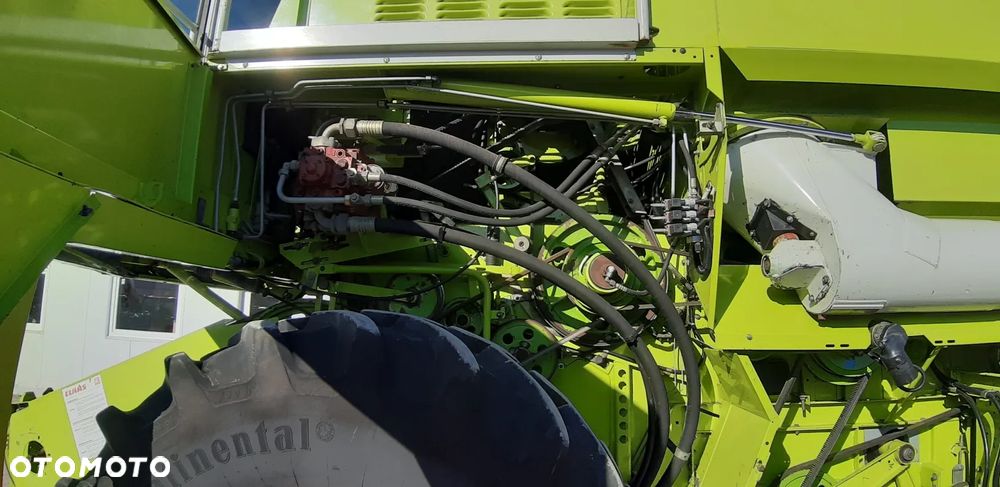Claas Mega 208 - 13
