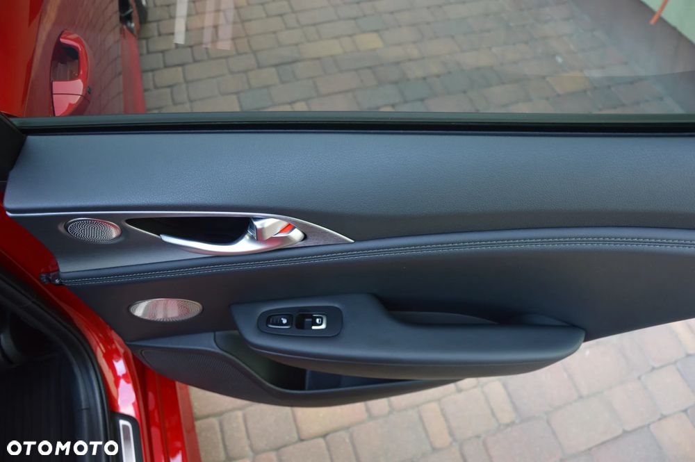 Kia Stinger 3.3 T-GDI V6 GT AWD - 20