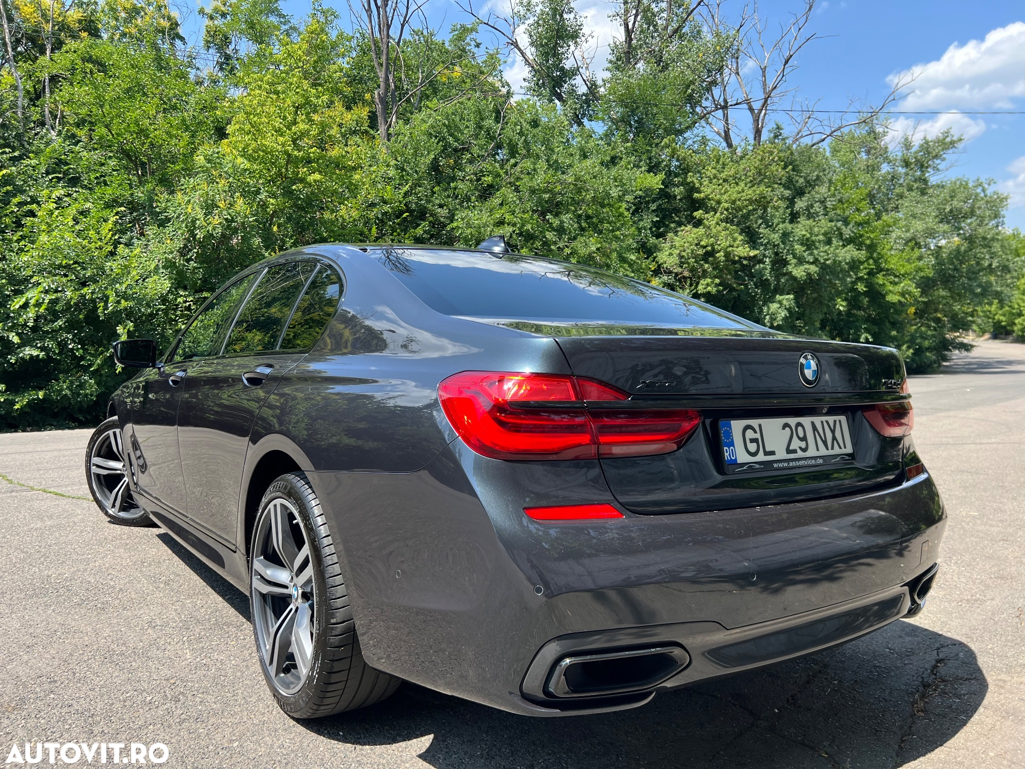 BMW Seria 7 740d xDrive - 15