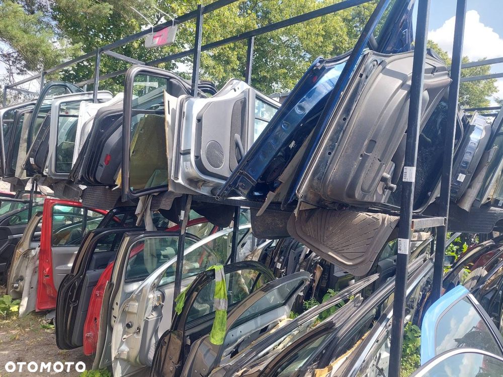 DRZWI KOMPLETNE LEWY PRZÓD PEUGEOT 407 I EXLD - 17