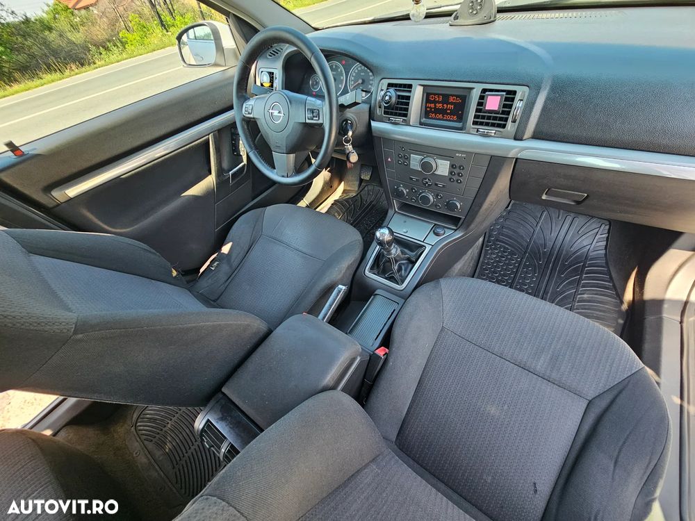 Opel Vectra 1.9 CDTI Essentia - 7