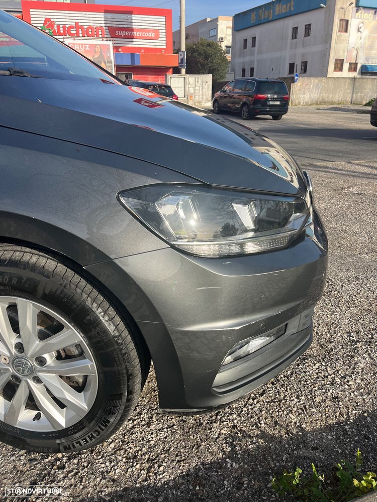 VW Touran 1.6 TDI Confortline - 12