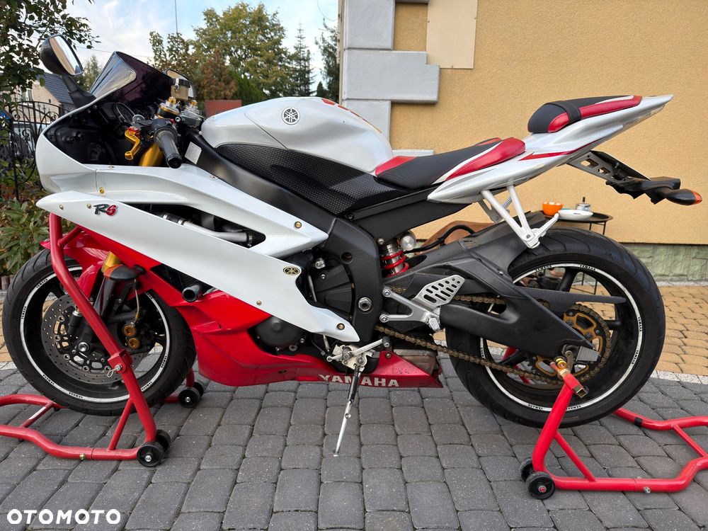 Yamaha R6