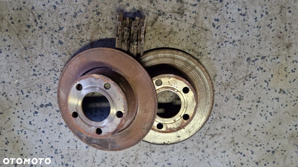 AUDI A6 C5 QUATTRO TARCZE HAMULCOWE TYŁ - 1