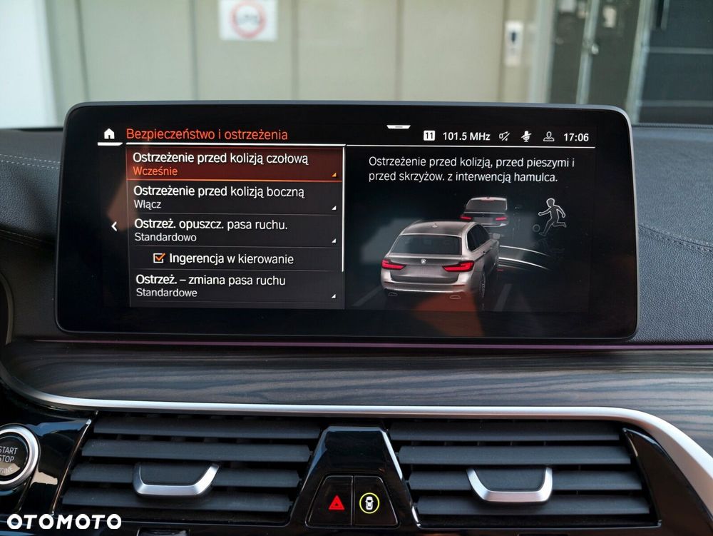 BMW Seria 5 530i xDrive mHEV Luxury Line - 17