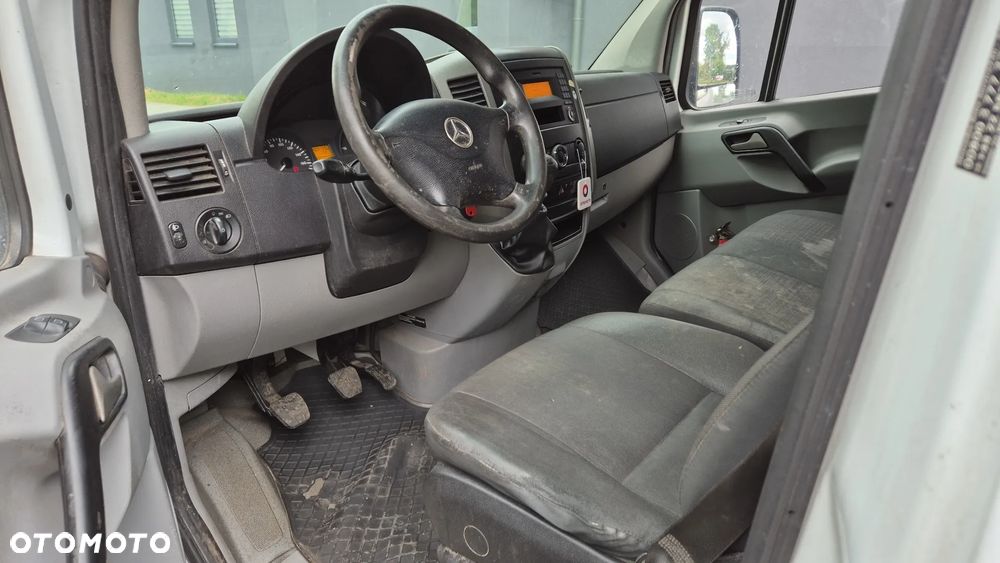 Mercedes-Benz SPRINTER - 7