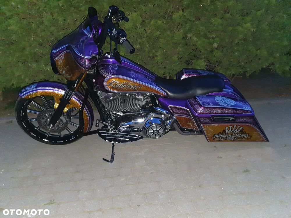 Harley-Davidson FLHTCU Ultra - 35
