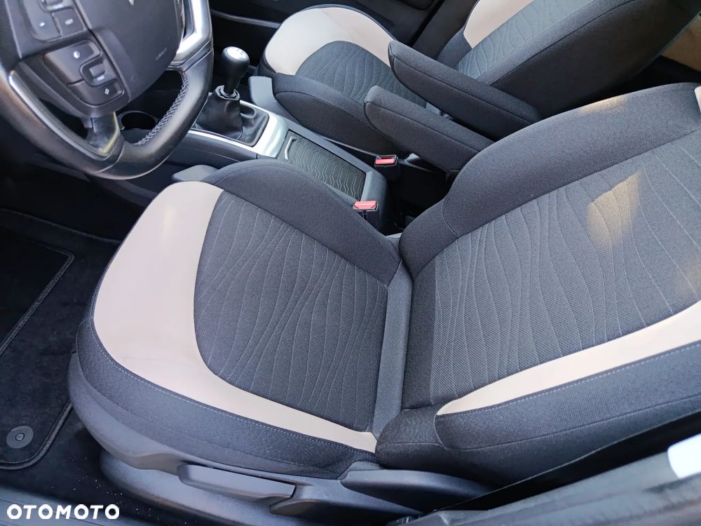 Citroën C4 Picasso 1.2 PureTech Shine S&S - 10