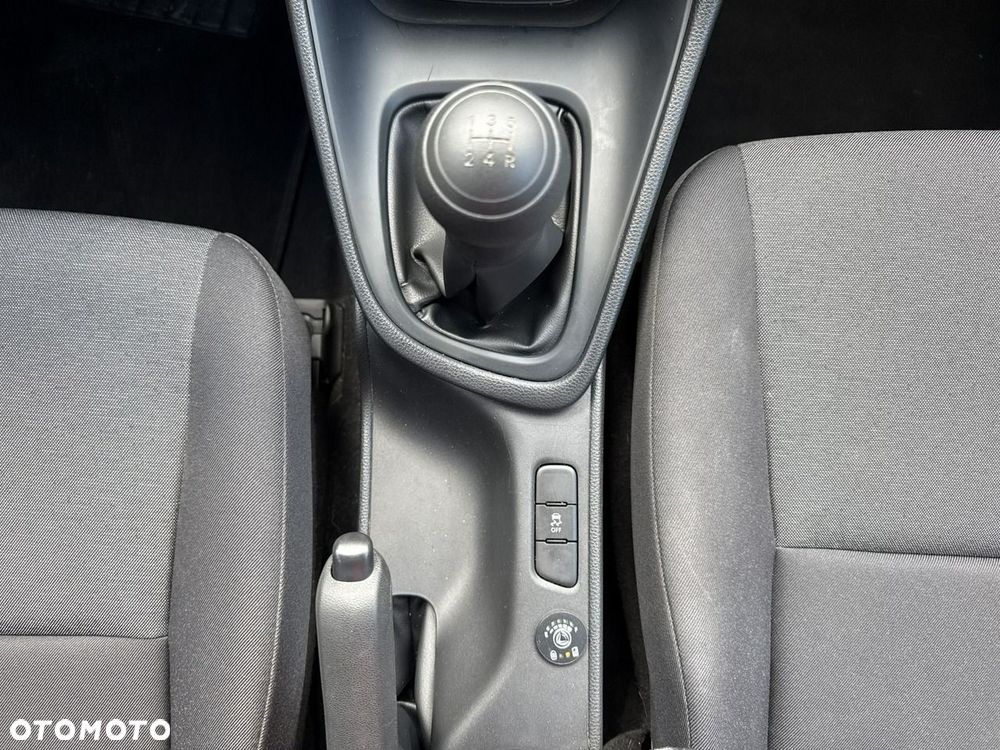 Toyota Yaris 1.0 Active - 22