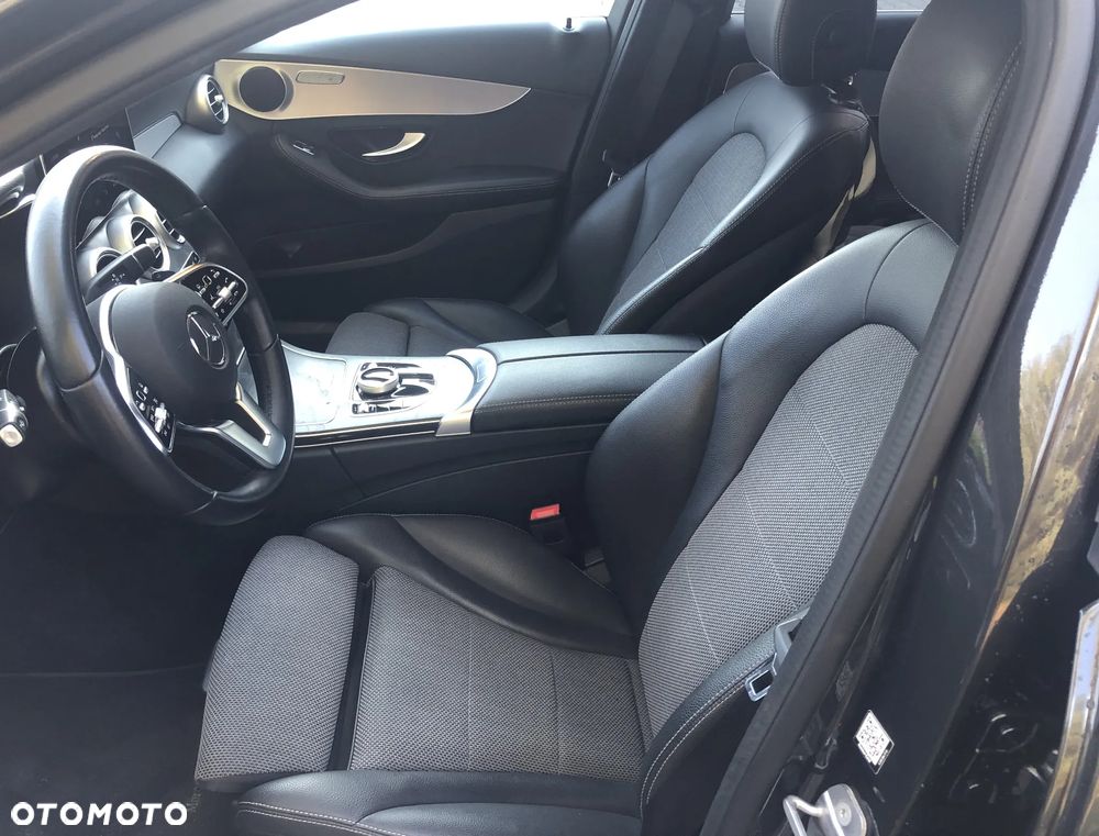 Mercedes-Benz Klasa C 220 d T 9G-TRONIC - 14