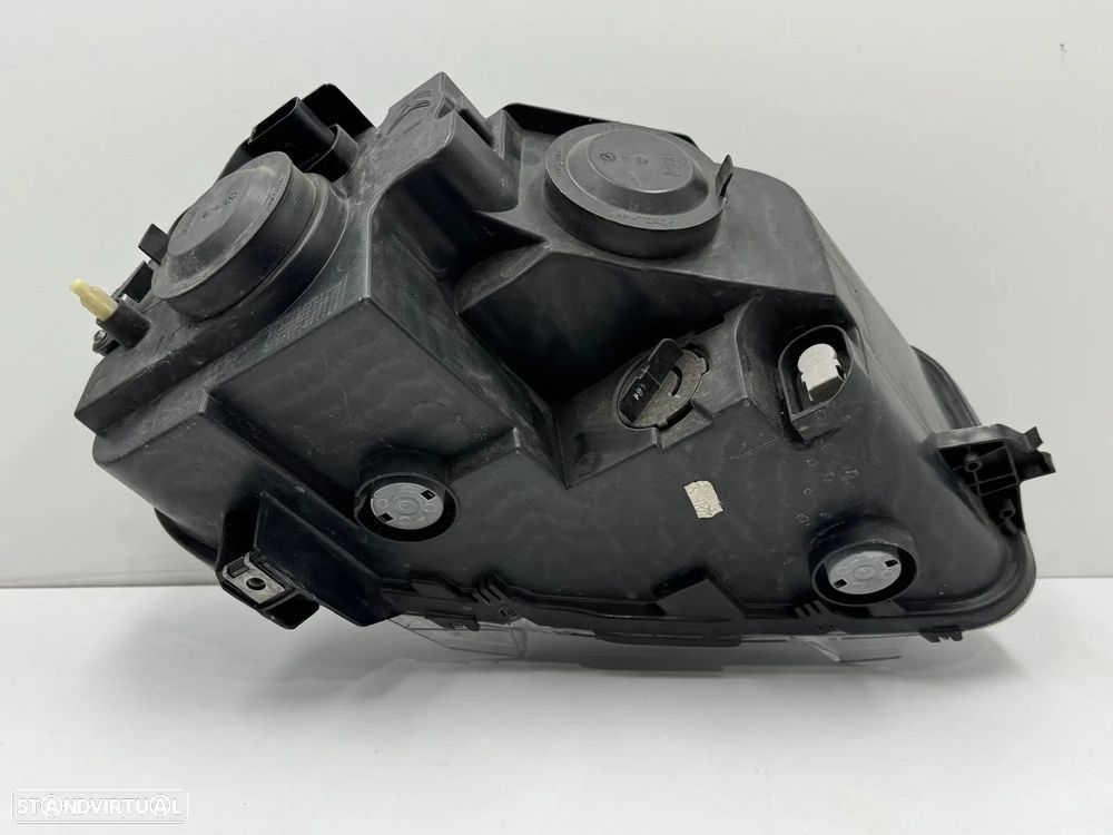 Farol Esquerdo - Citroen C4 Cactus (2016) - 8