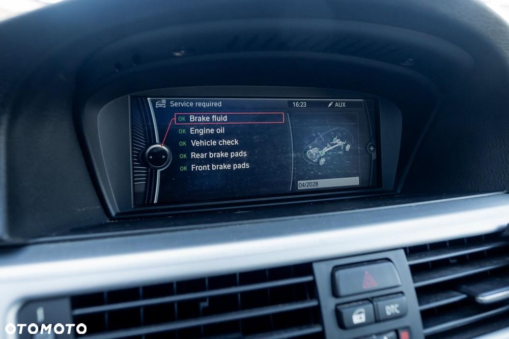 BMW Seria 3 320d - 19