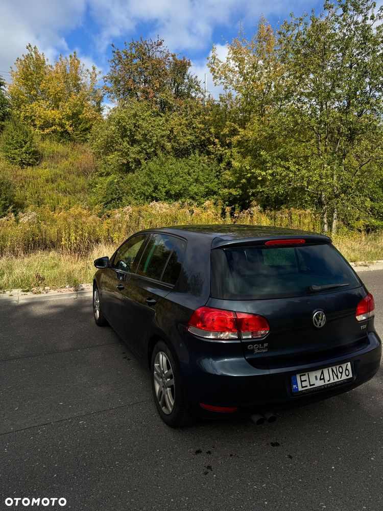 Volkswagen Golf VI 2.0 TDI Comfortline - 14