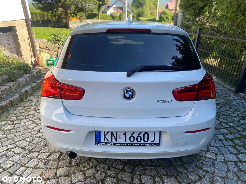 BMW Seria 1 118d - 26