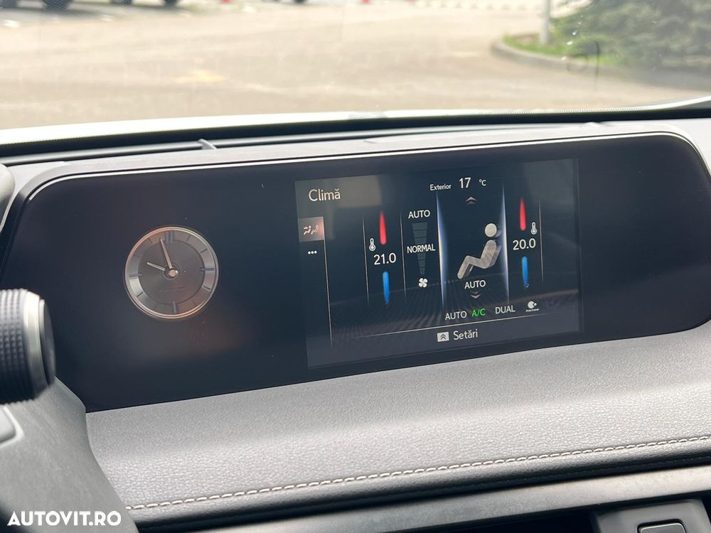 Lexus UX 250h Business Edition - 27