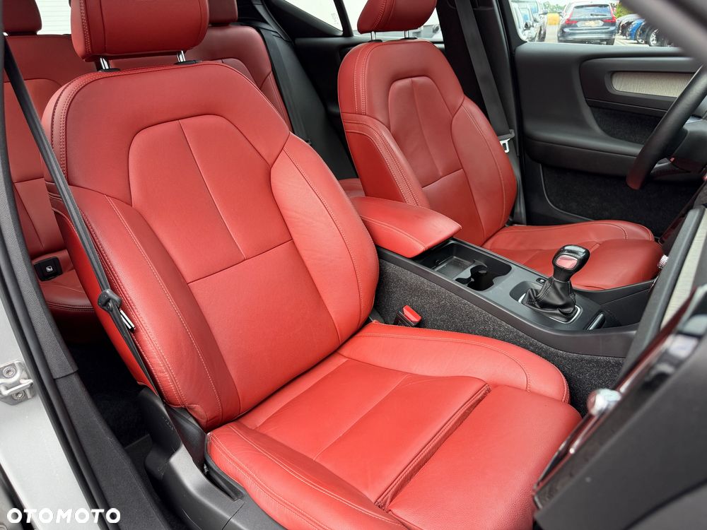 Volvo XC 40 - 7