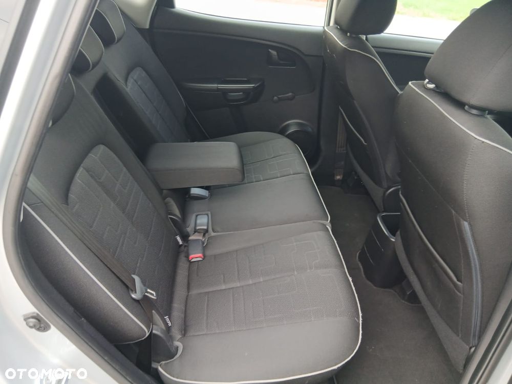 Kia Venga 1.4 CVVT Dream Team Edition - 32
