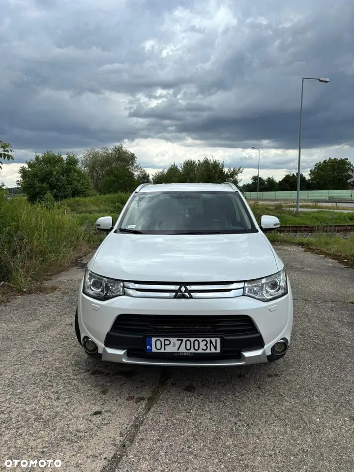 Mitsubishi Outlander 2.0 Intense + CVT - 2