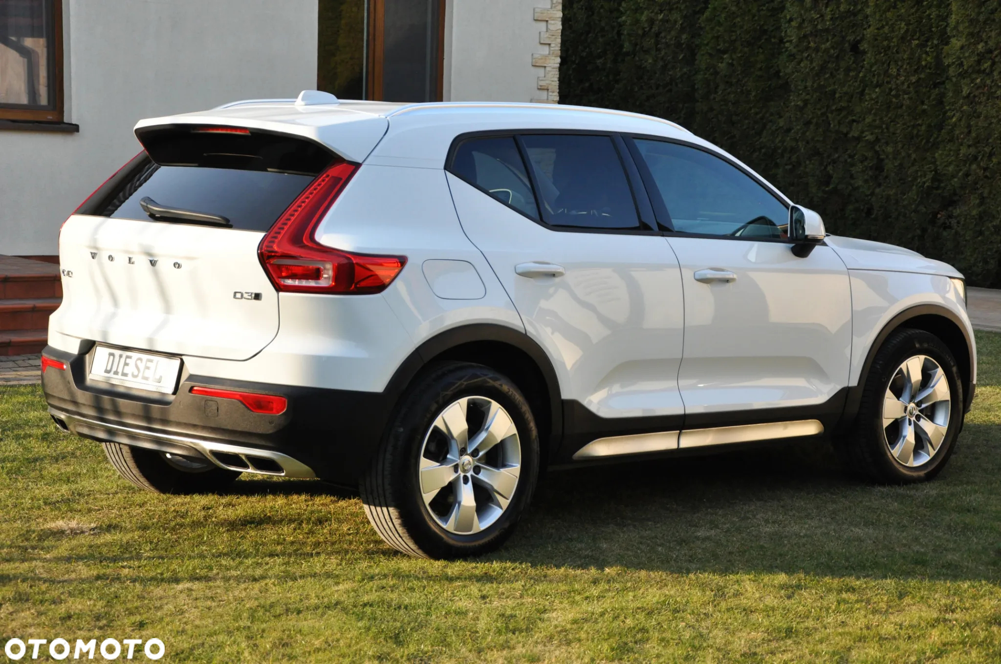 Volvo XC 40 D3 AWD Momentum Pro - 35