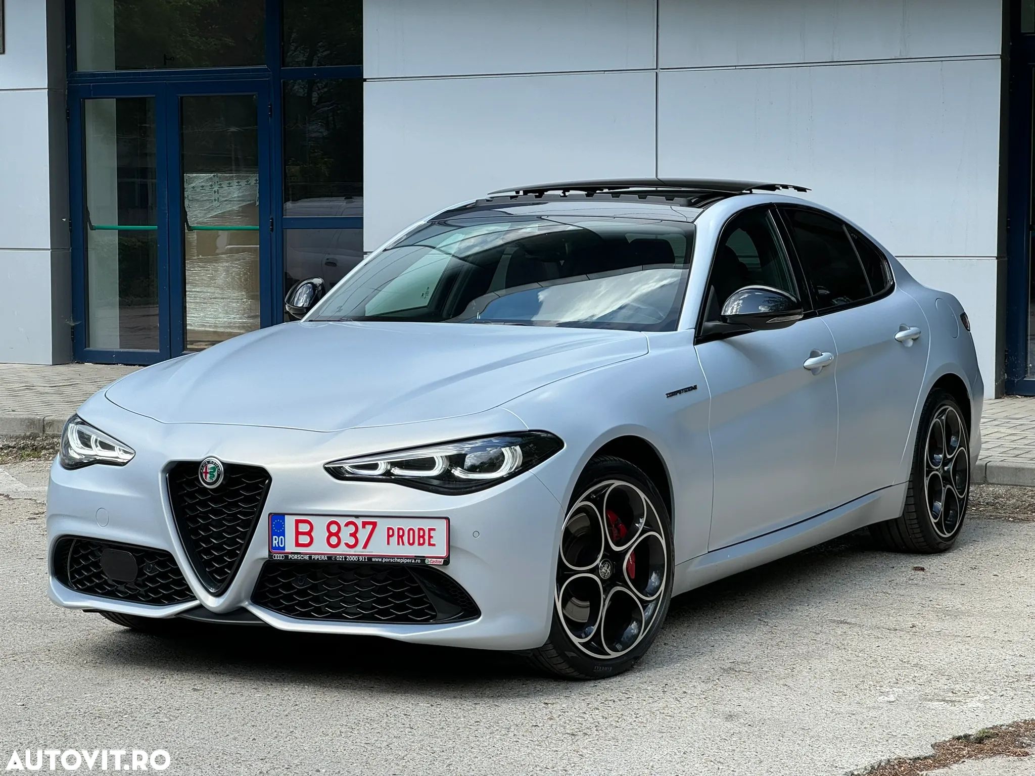 Alfa Romeo Giulia 2.0 Turbo 16V AT8-Q4 Competizione - 1