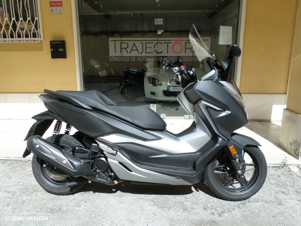 Honda Forza 300 - 2