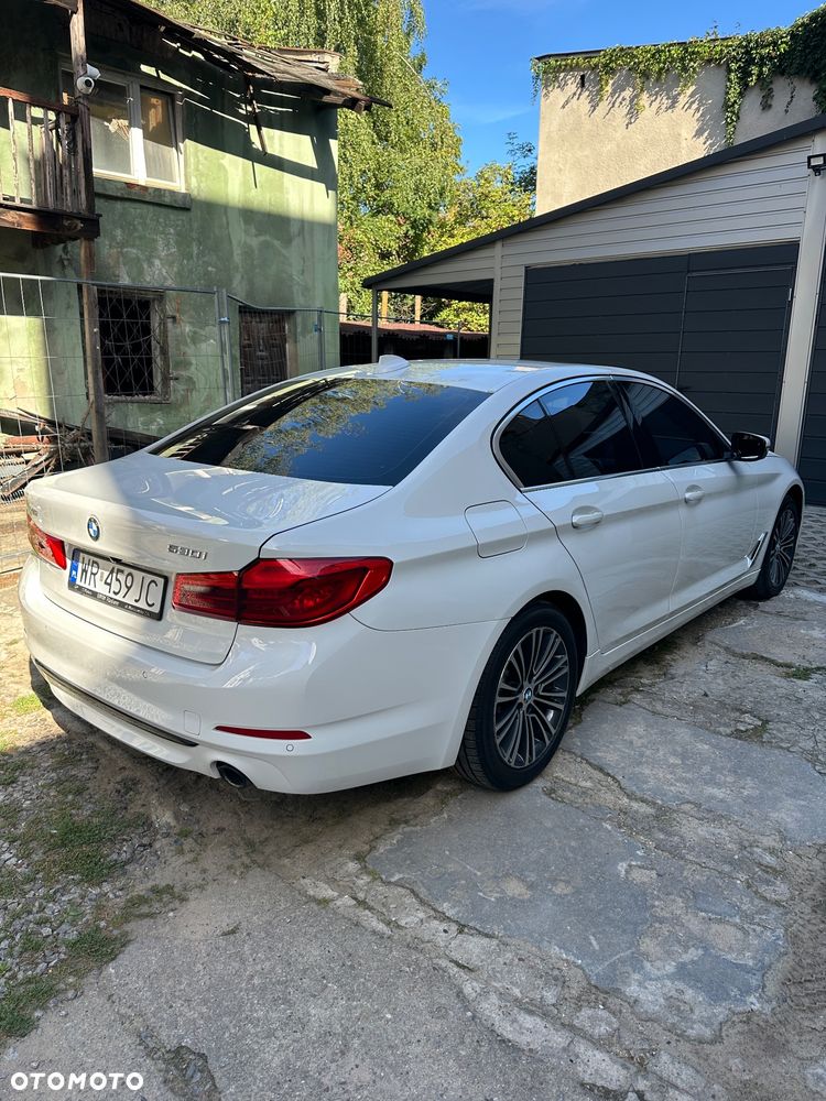 BMW Seria 5 530i xDrive Sport Line - 3