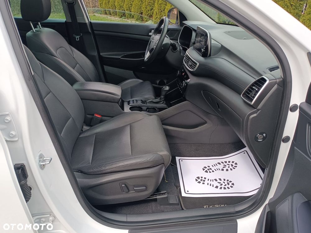 Hyundai Tucson blue 1.6 CRDi 2WD DCT Premium - 28