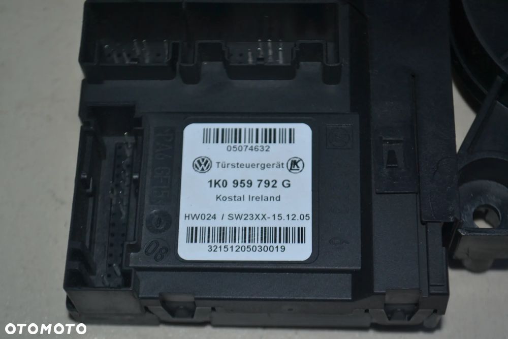 VW AUDI SEAT SILNICZEK SZYBY MODUŁ PRAWY 1K0959792G - 4