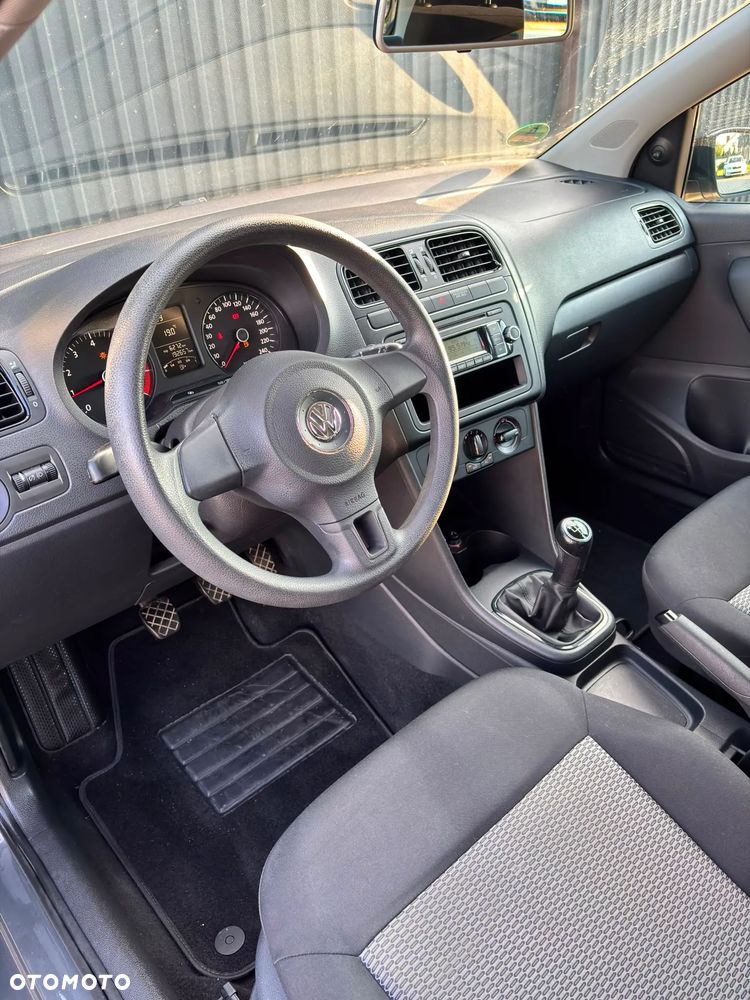 Volkswagen Polo 1.2 Tour Edition - 18