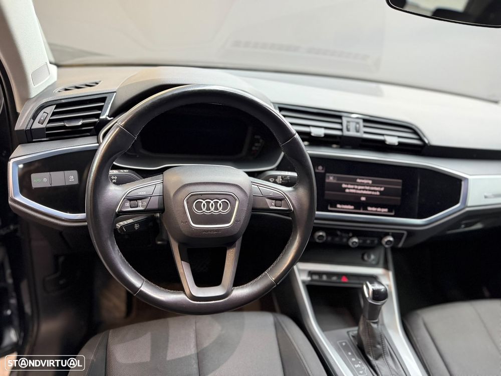 Audi Q3 45 TFSIe S tronic S line - 17