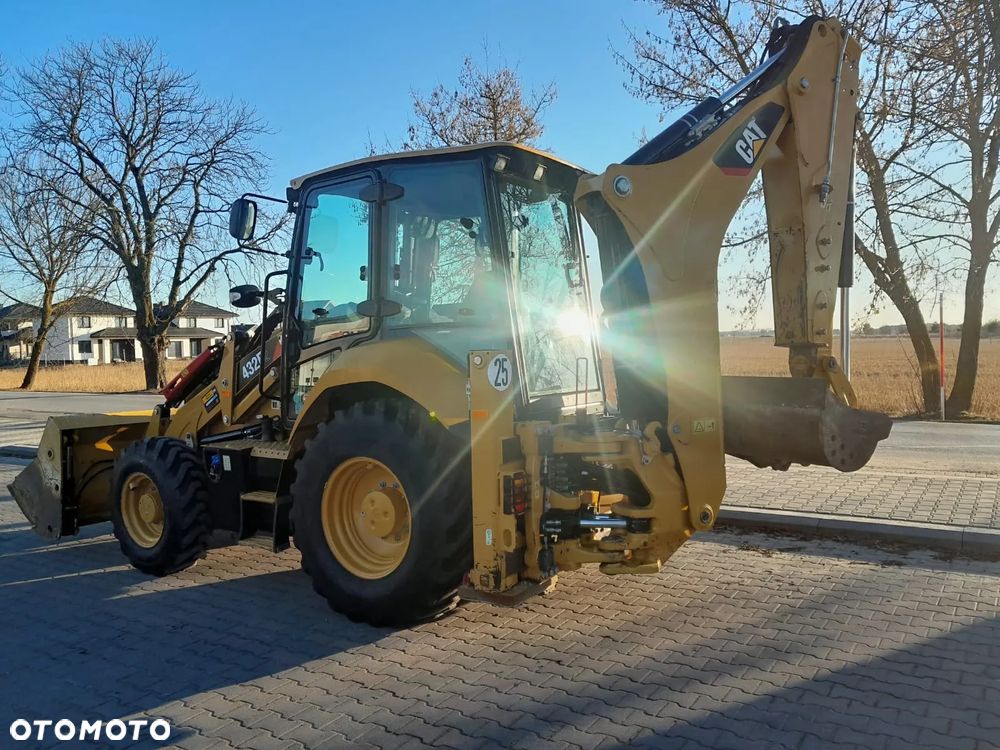 Caterpillar 432F2 - 5