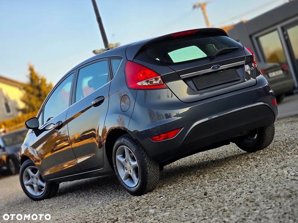 Ford Fiesta 1.4 Titanium - 2
