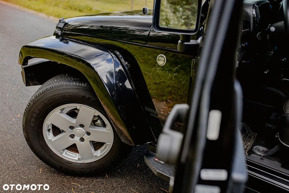 Jeep Wrangler - 32