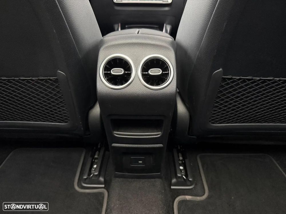 Mercedes-Benz EQA 300 4Matic - 27