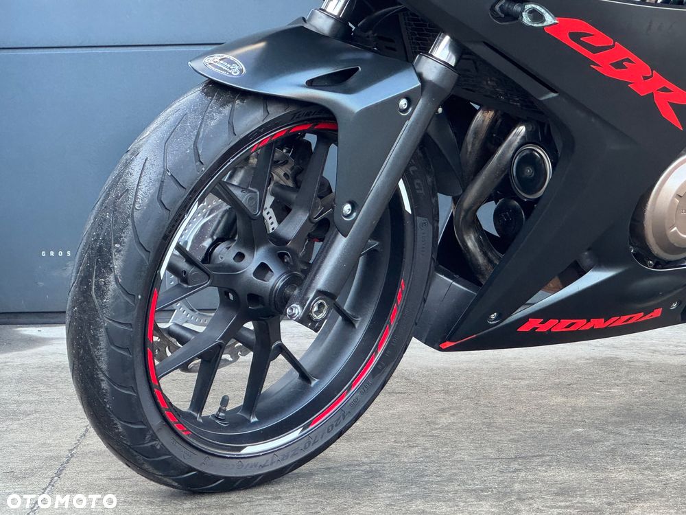 Honda CBR - 26