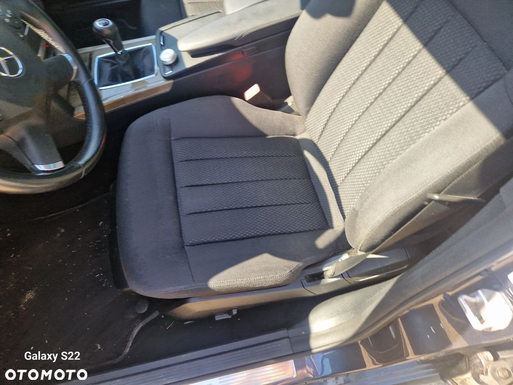 Mercedes-Benz Klasa E 200 Kompressor Elegance - 21