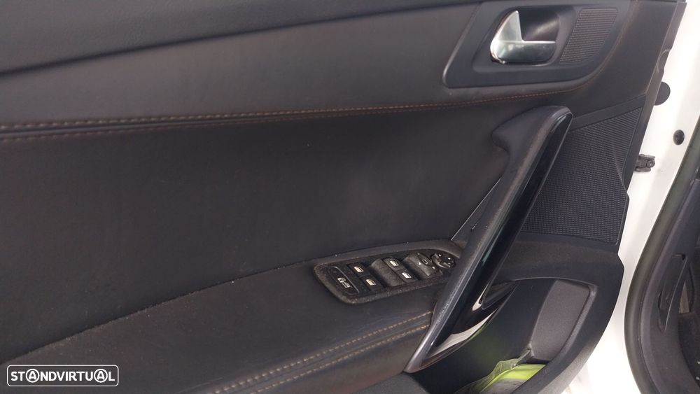 Peugeot 508 RXH 2.0 HDi Hybrid4 2-Tronic - 4