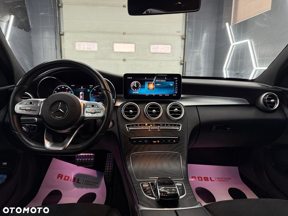 Mercedes-Benz Klasa C 300 d 4Matic 9G-TRONIC AMG Line - 14