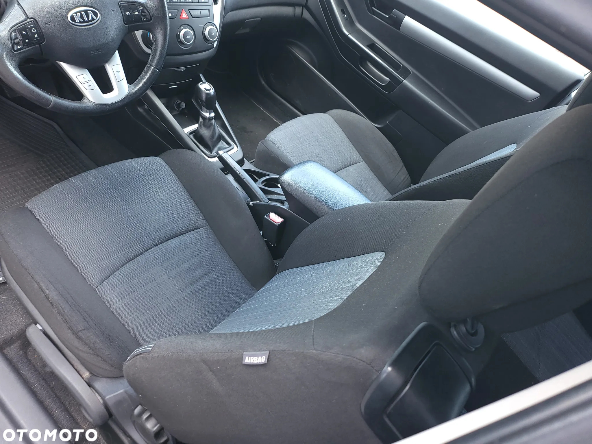 Kia ProCeed Pro_cee'd 1.6 crdi L Euro2012 - 10