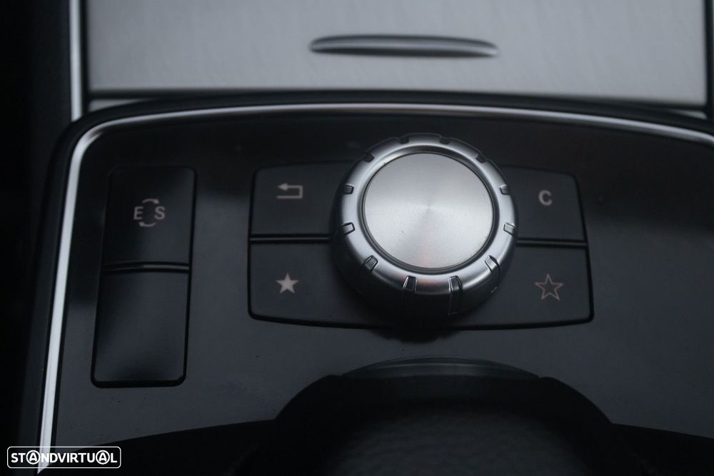 Mercedes-Benz E 220 CDi BlueEfficiency Auto - 12