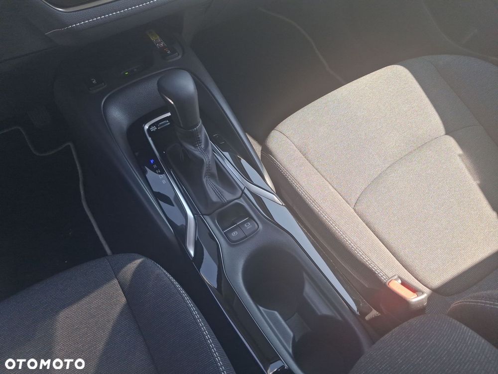 Toyota Corolla 1.8 Hybrid Comfort - 26