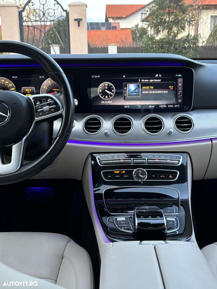 Mercedes-Benz E 200 Aut. - 11