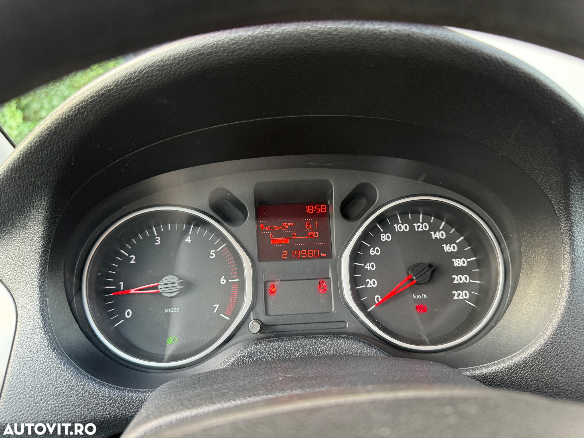 Citroën C-Elysée 1.6 HDi BVM Seduction - 11
